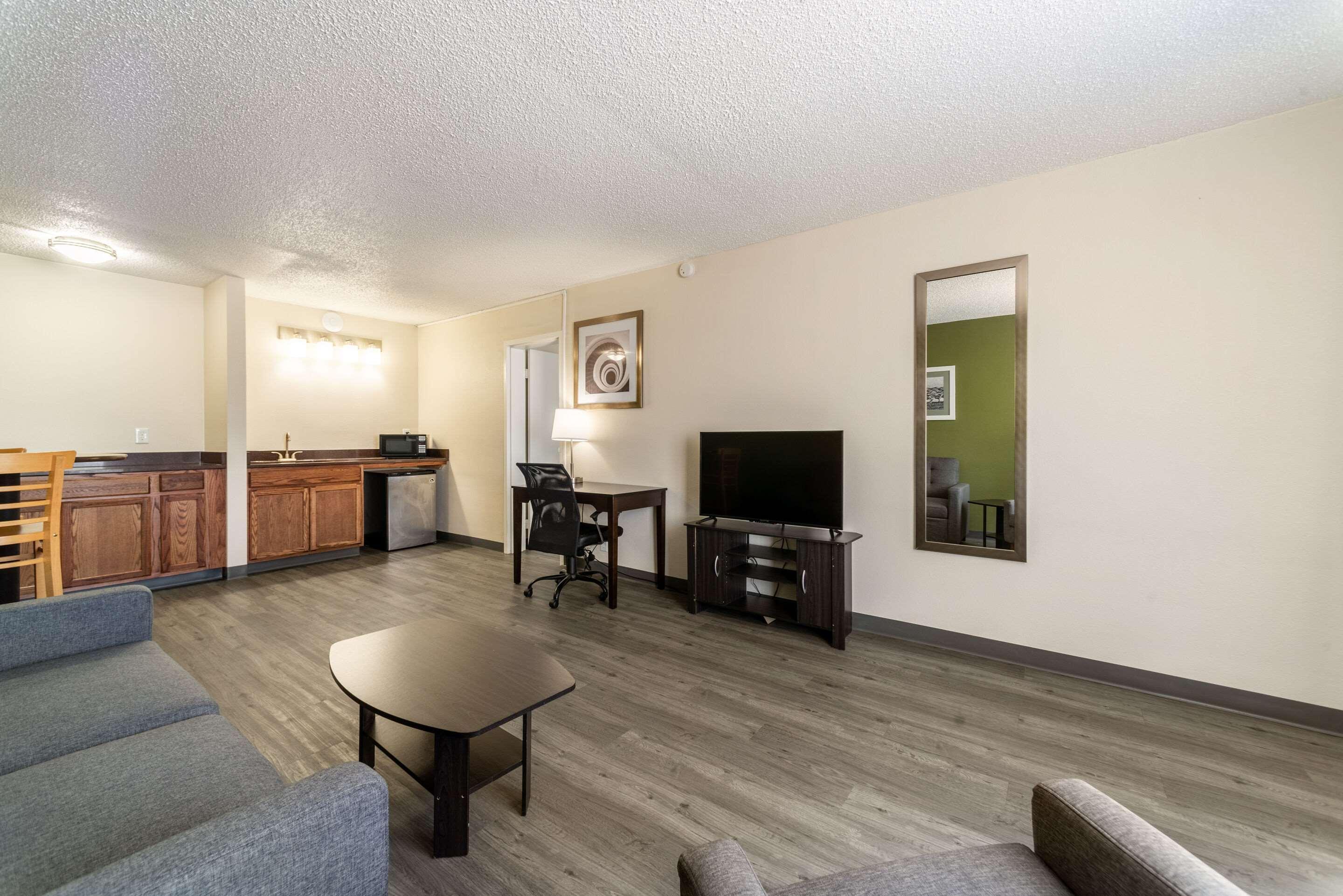 Quality Inn & Suites Vandalia Near I-70 And Hwy 51 Екстериор снимка