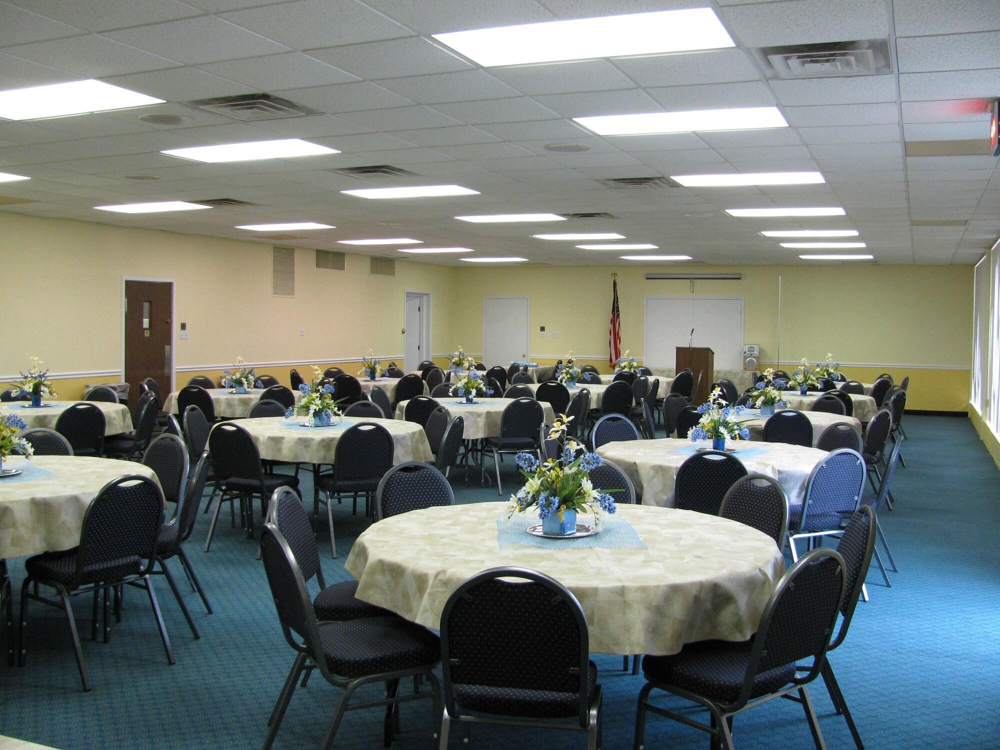 Quality Inn & Suites Vandalia Near I-70 And Hwy 51 Екстериор снимка
