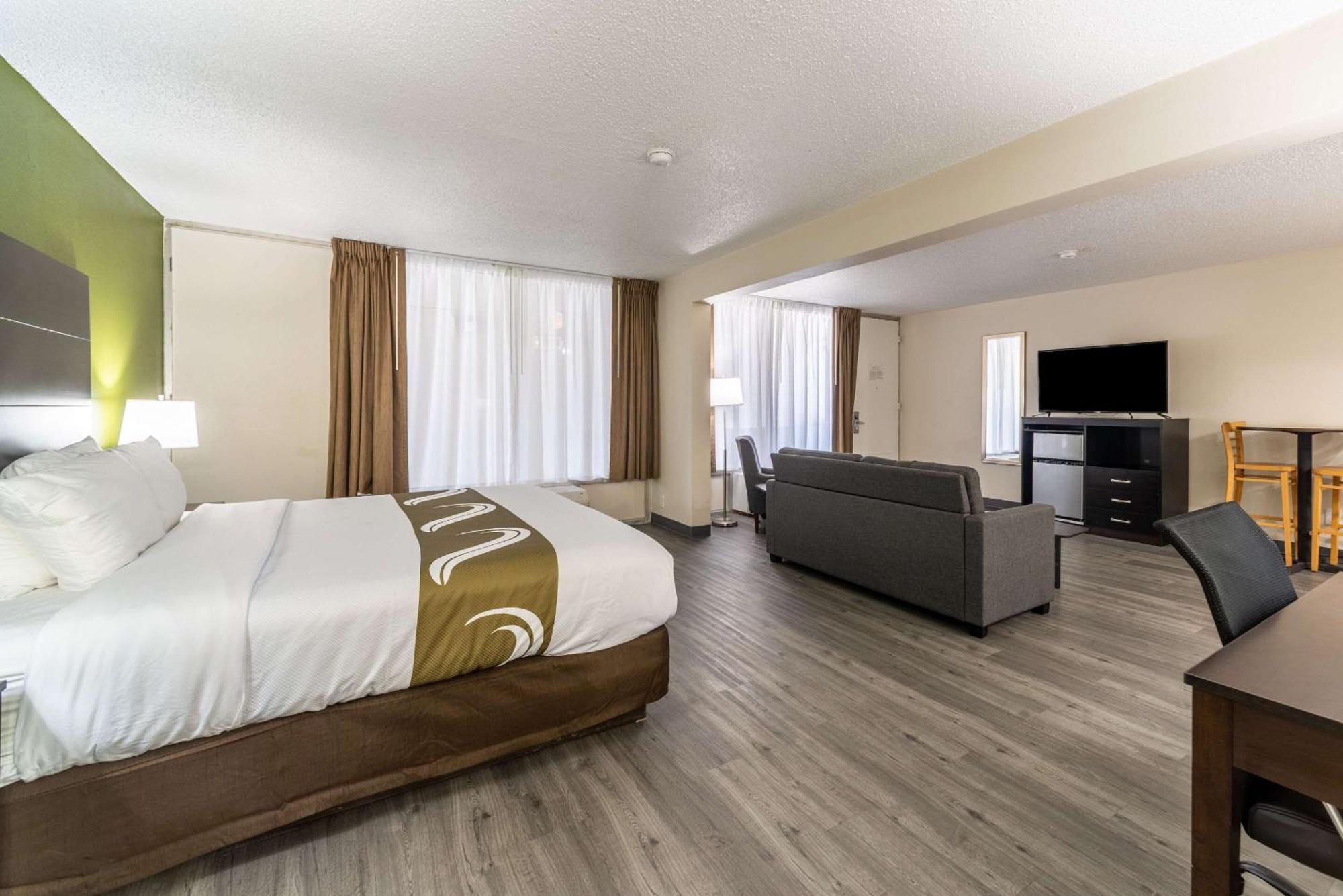 Quality Inn & Suites Vandalia Near I-70 And Hwy 51 Екстериор снимка