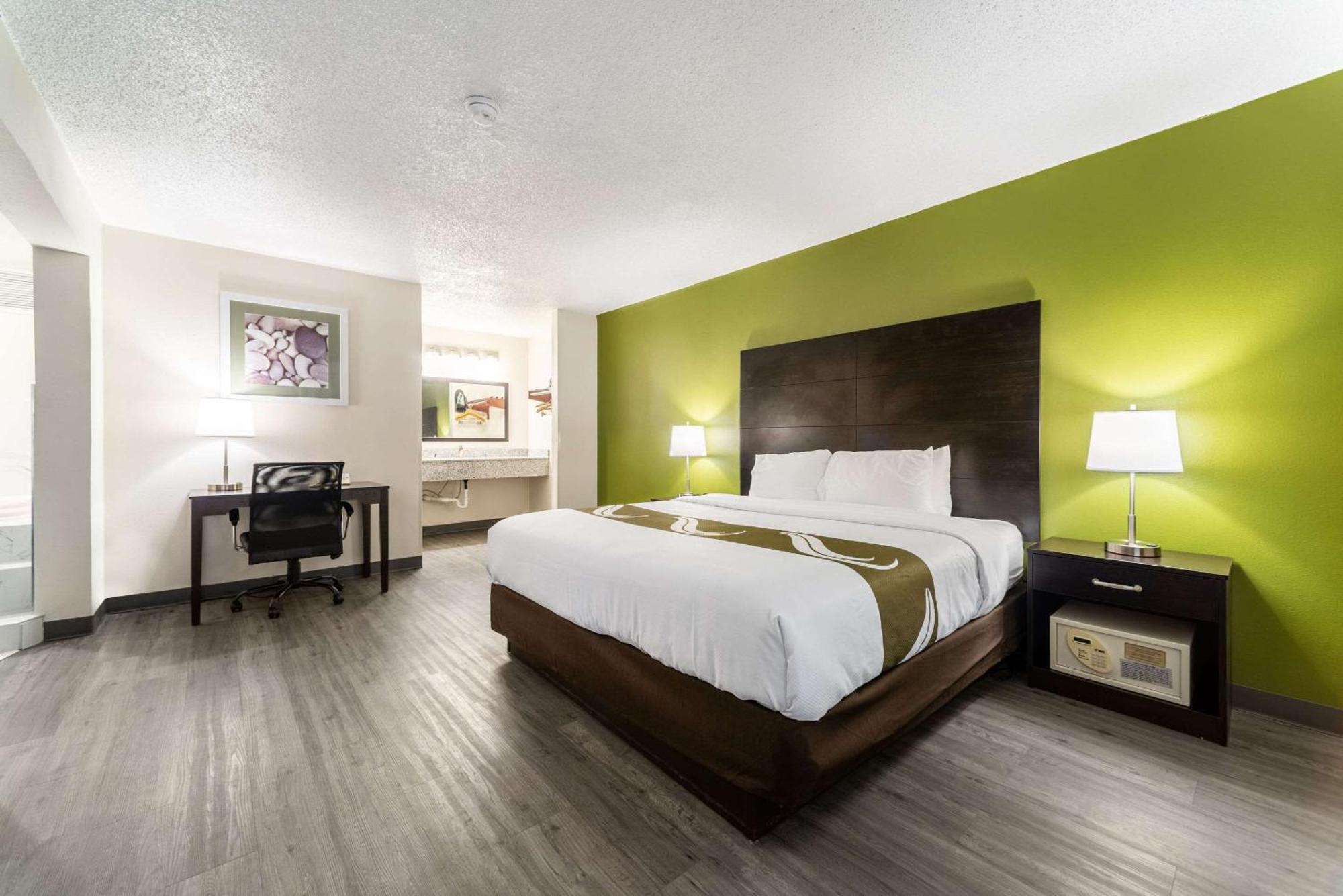 Quality Inn & Suites Vandalia Near I-70 And Hwy 51 Екстериор снимка