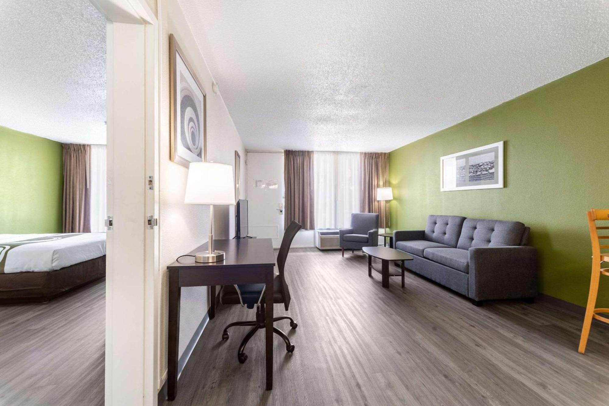 Quality Inn & Suites Vandalia Near I-70 And Hwy 51 Екстериор снимка