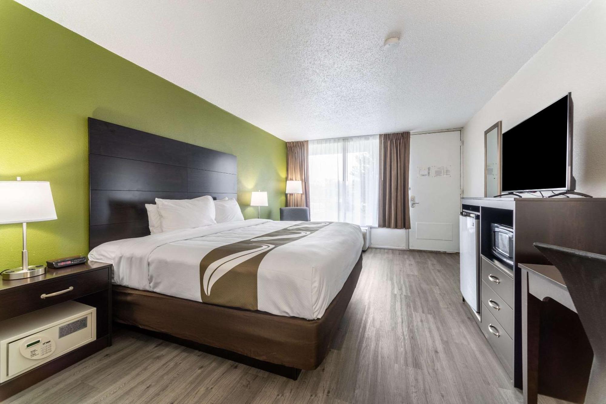 Quality Inn & Suites Vandalia Near I-70 And Hwy 51 Екстериор снимка