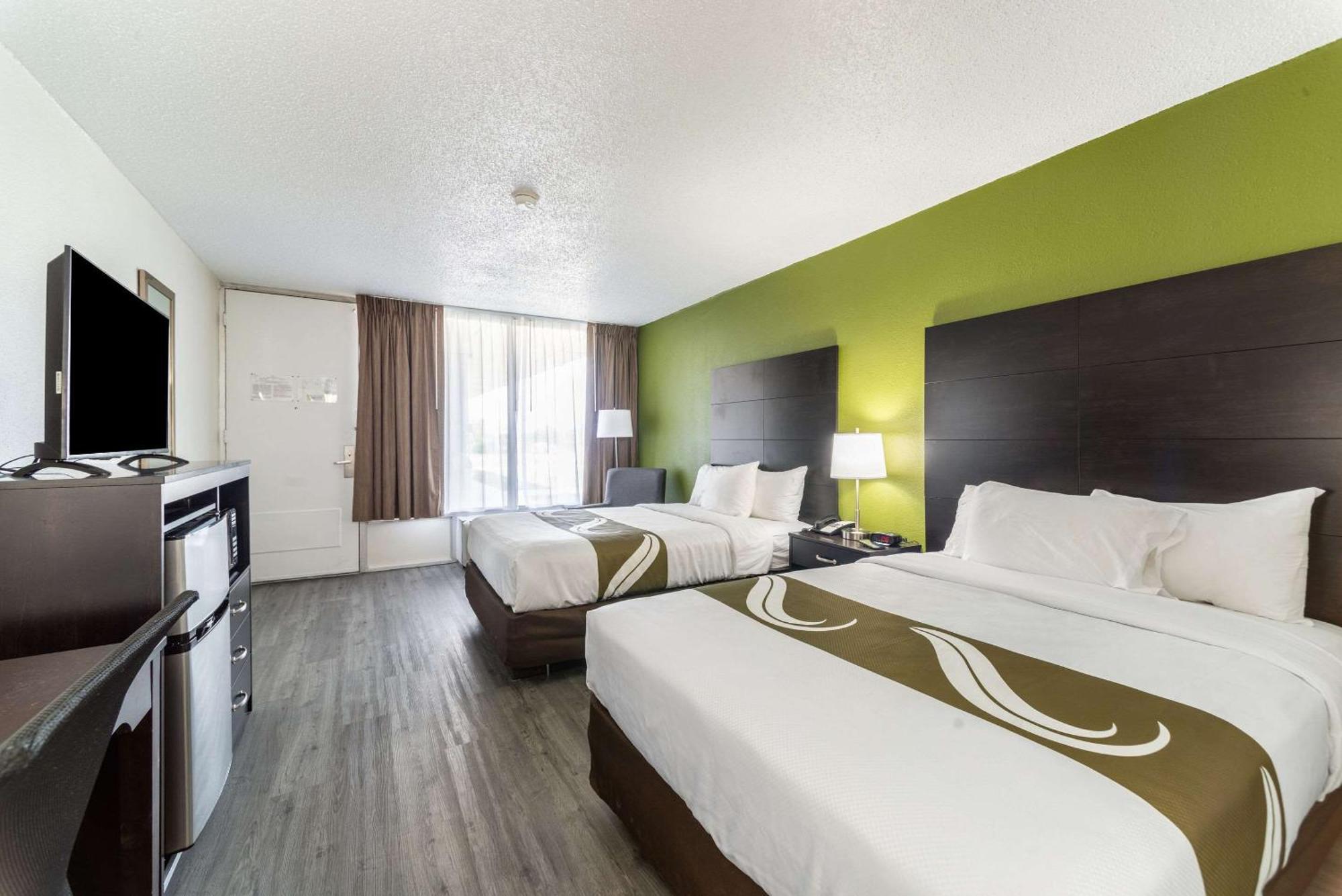 Quality Inn & Suites Vandalia Near I-70 And Hwy 51 Екстериор снимка