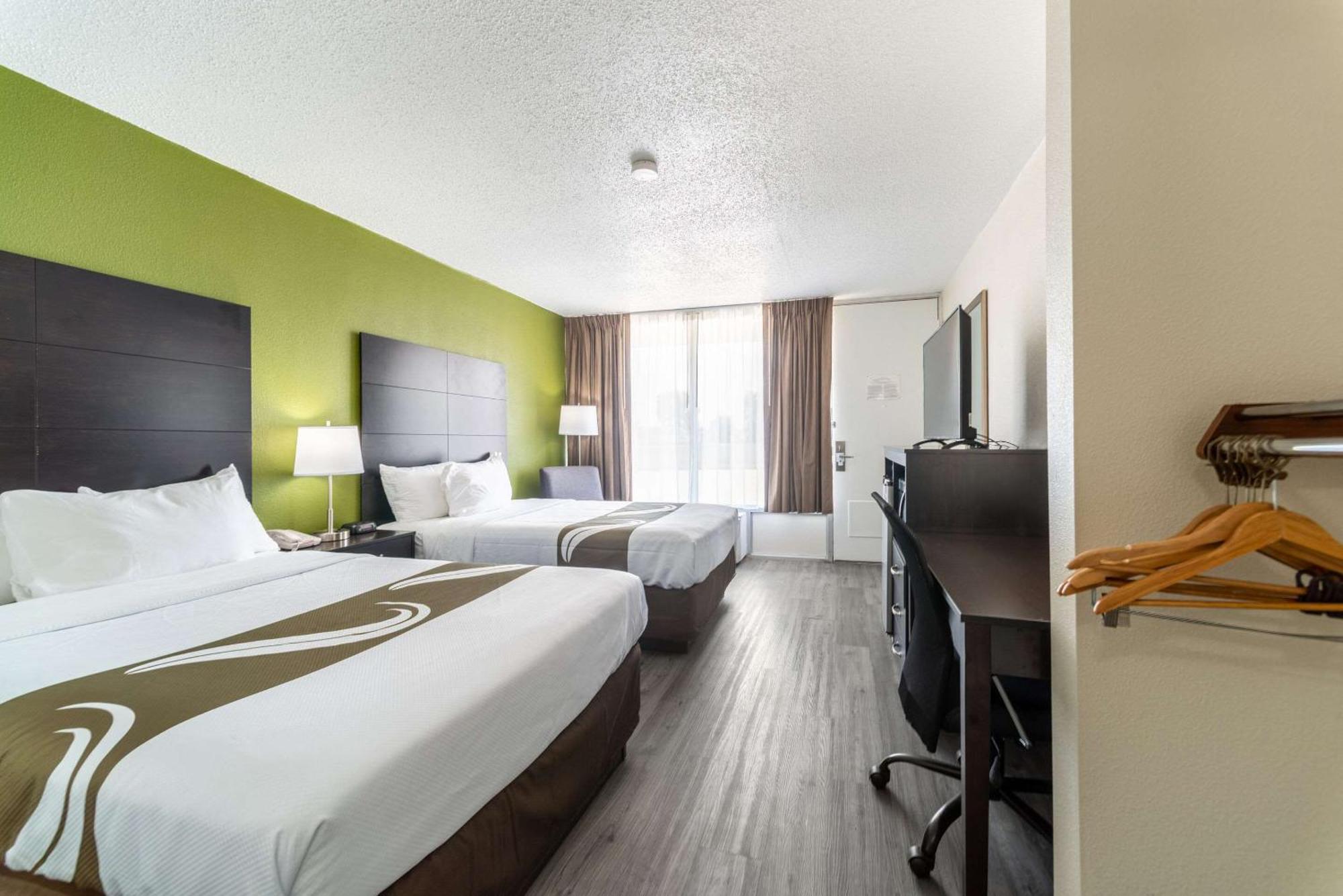 Quality Inn & Suites Vandalia Near I-70 And Hwy 51 Екстериор снимка